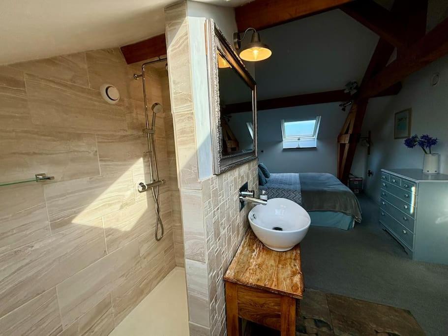 Little Bream - Pretty Cosy Cottage, Sea Views, Walk To The Beach Mawnan Smith Exterior foto